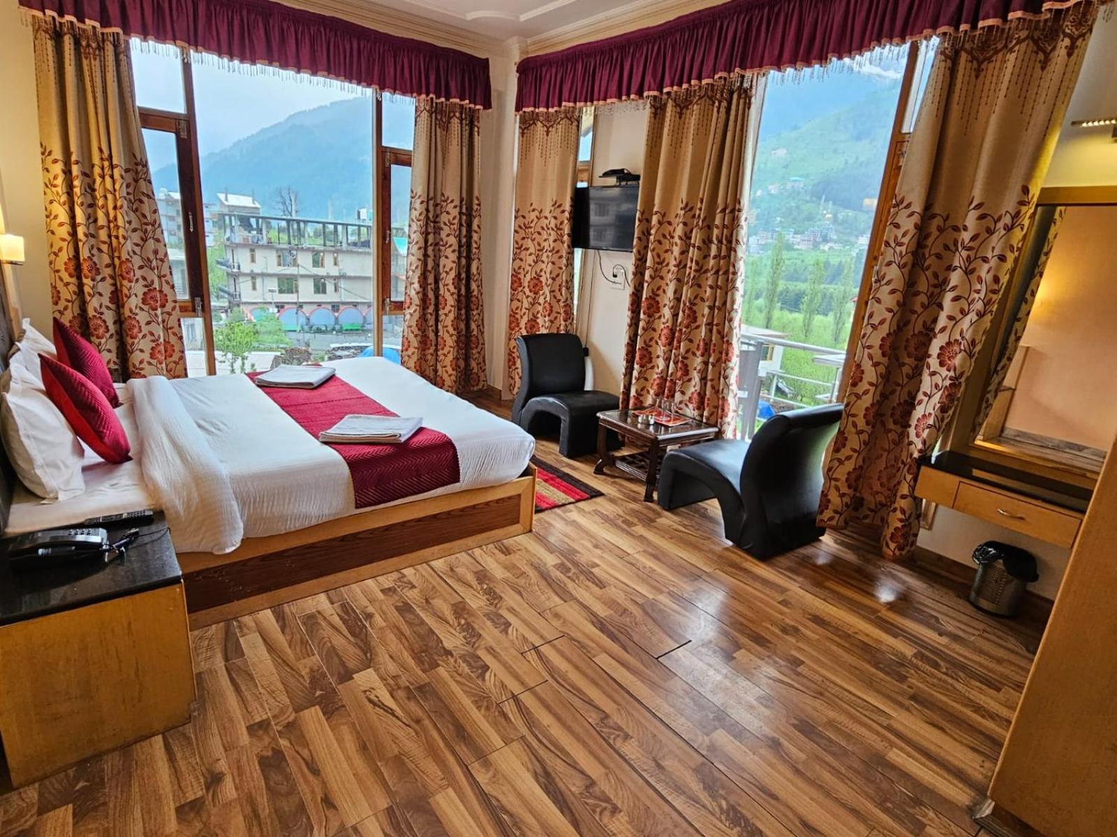 Hotel Akash Regency Manali  Exterior photo